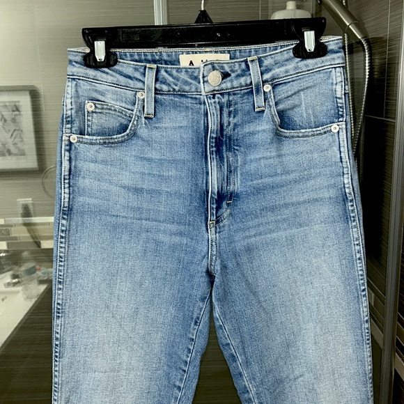 ✨ AMO Denim ✨ Chloe Crop Jeans Forever Young Wash Size 26 $278 - Picture 6 of 15